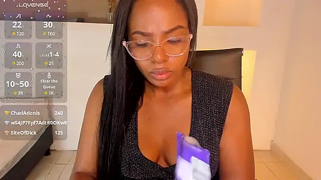 IvyBliss8 online show from January 17, 2025, 6:02 pm