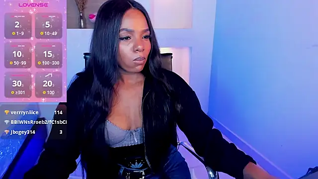 IvyBliss8 online show from February 13, 2025, 3:14 pm