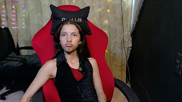 sweetdam12 online show from December 13, 2025, 8:14 pm