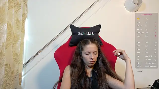 sweetdam12 online show from May 4, 2026, 8:27 pm