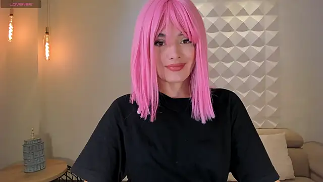 GiaFerrara online show from February 26, 2025, 8:33 pm