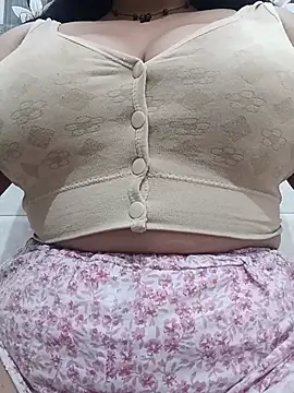 cute-mahek online show from July 31, 2026, 7:13 pm