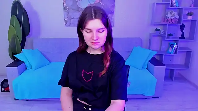 BonneyLove online show from February 7, 2025, 9:37 pm