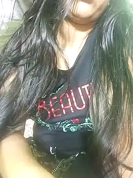 Snapshot of Taniya07 chatting on January 16, 2025, 5:21 am Taniya07 online show from January 16, 2025, 5:21 am