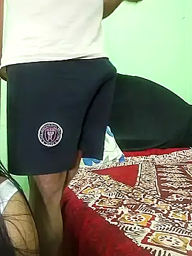 Snapshot of Taniya07 chatting on February 6, 2025, 10:48 am Taniya07 online show from February 6, 2025, 10:48 am