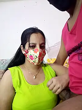 Snapshot of Taniya07 chatting on October 4, 2025, 6:06 pm Taniya07 online show from October 4, 2025, 6:06 pm