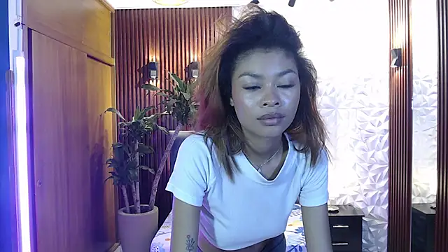 Perla prg online show from January 8, 2025, 11:30 pm