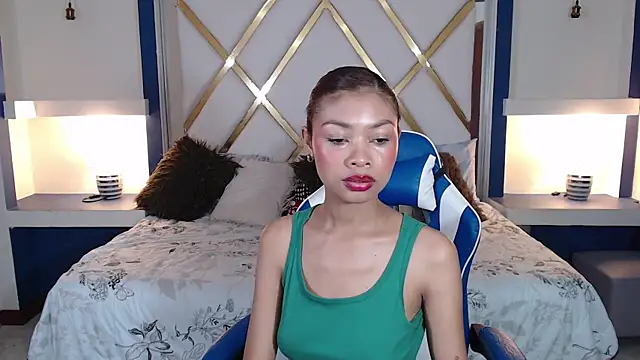 Perla prg online show from February 22, 2025, 5:02 pm