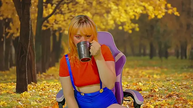 Snapshot of Dolce--Mia---Bianchi__07 chatting on November 7, 2025, 6:24 am Dolce--Mia---Bianchi 07 online show from November 7, 2025, 6:24 am