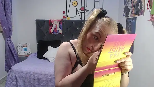 Snapshot of emperabigbootybigass chatting on June 3, 2026, 2:33 pm emperabigbootybigass online show from June 3, 2026, 2:33 pm