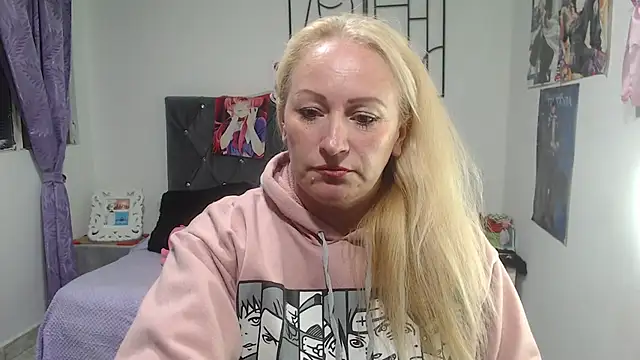 Snapshot of emperabigbootybigass chatting on June 8, 2026, 12:47 am emperabigbootybigass online show from June 8, 2026, 12:47 am