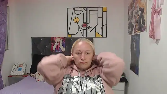 Snapshot of emperabigbootybigass chatting on June 30, 2026, 12:28 pm emperabigbootybigass online show from June 30, 2026, 12:28 pm