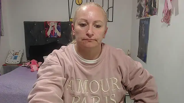 Snapshot of emperabigbootybigass chatting on July 8, 2026, 12:20 pm emperabigbootybigass online show from July 8, 2026, 12:20 pm