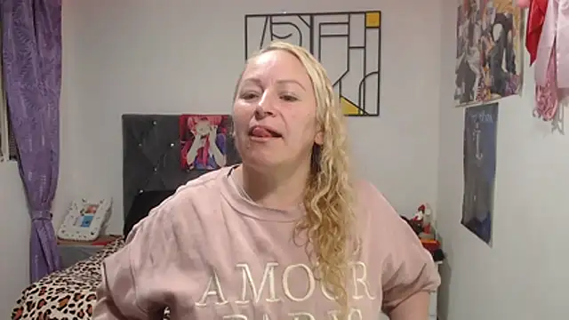 Snapshot of emperabigbootybigass chatting on July 24, 2026, 12:25 pm emperabigbootybigass online show from July 24, 2026, 12:25 pm