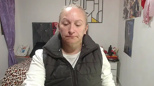 Snapshot of emperabigbootybigass chatting on July 28, 2026, 12:23 pm emperabigbootybigass online show from July 28, 2026, 12:23 pm