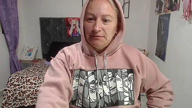 Snapshot of emperabigbootybigass chatting on July 29, 2026, 12:25 pm emperabigbootybigass online show from July 29, 2026, 12:25 pm