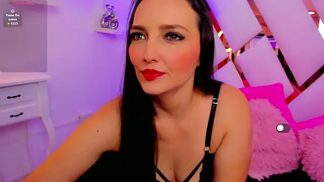 samy  milf online show from October 11, 2025, 7:45 pm