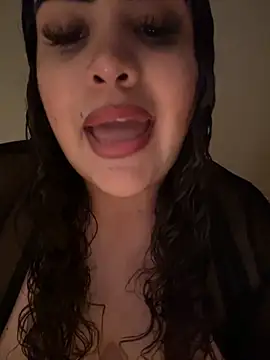 iTrapXXXBACKUP online show from October 18, 2025, 1:08 am