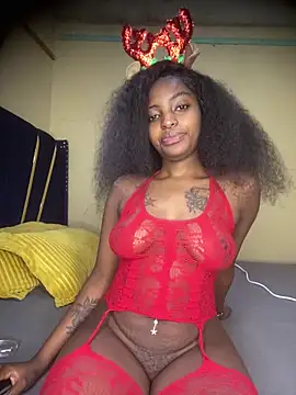 Snapshot of Sasha-smiles chatting on December 23, 2025, 5:38 am Sasha-smiles online show from December 23, 2025, 5:38 am