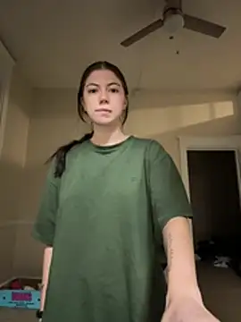 emilycoco online show from February 21, 2026, 12:55 am