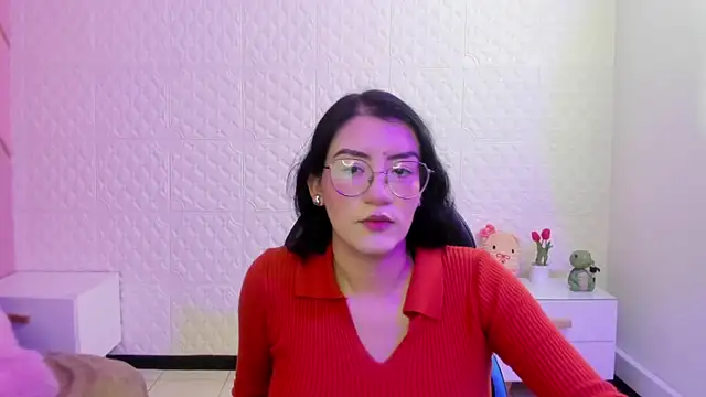 Snapshot of Violetaa_diazz chatting on May 14, 2026, 9:21 pm Violetaa diazz online show from May 14, 2026, 9:21 pm