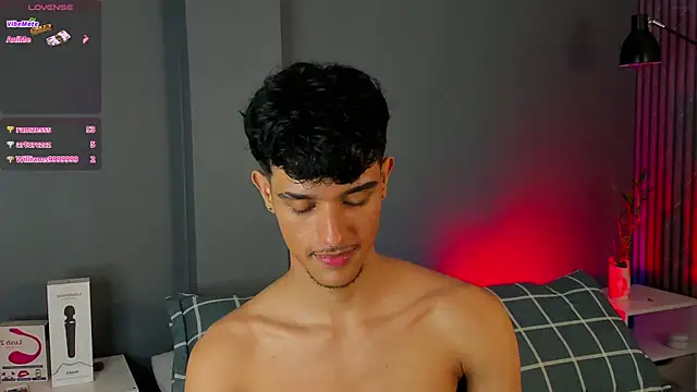 Snapshot of Busterspinter chatting on February 4, 2025, 10:32 am Busterspinter online show from February 4, 2025, 10:32 am