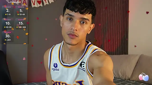 Snapshot of Busterspinter chatting on February 21, 2025, 2:38 pm Busterspinter online show from February 21, 2025, 2:38 pm