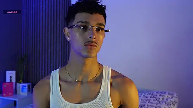 Snapshot of Busterspinter chatting on September 15, 2025, 10:59 am Busterspinter online show from September 15, 2025, 10:59 am