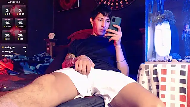 Snapshot of Godly_huan chatting on December 19, 2025, 7:15 am Godly huan online show from December 19, 2025, 7:15 am