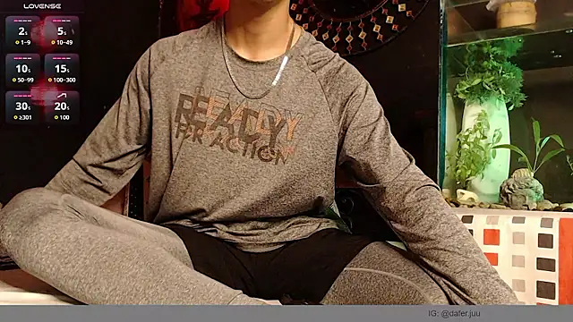 Snapshot of Godly_huan chatting on January 16, 2026, 7:23 am Godly huan online show from January 16, 2026, 7:23 am