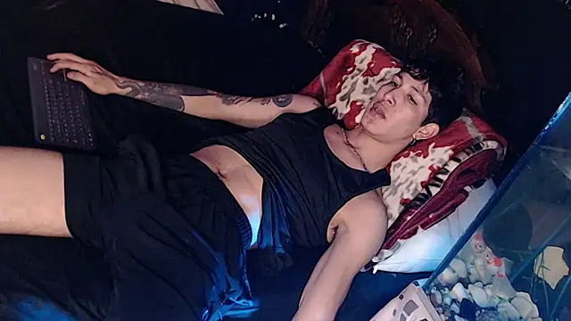 Godly huan online show from May 26, 2026, 2:51 am