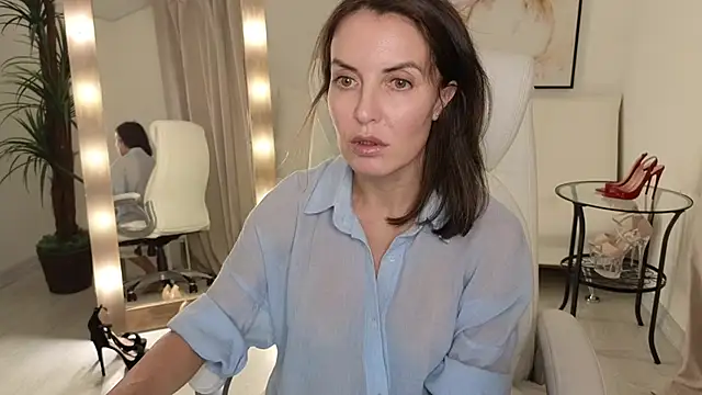 Beylly online show from March 9, 2025, 1:37 pm