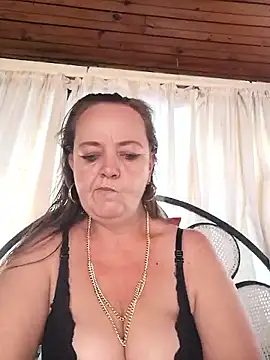 Snapshot of Kimmyb777 chatting on June 8, 2026, 10:48 am Kimmyb777 online show from June 8, 2026, 10:48 am