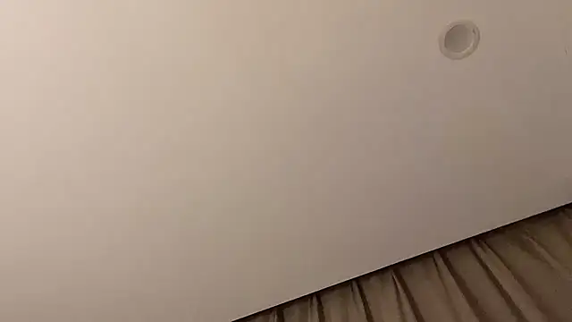 Snapshot of Arrebo1 chatting on December 15, 2025, 1:04 pm Arrebo1 online show from December 15, 2025, 1:04 pm