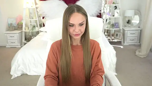 KiraGrayy online show from September 25, 2025, 12:53 pm