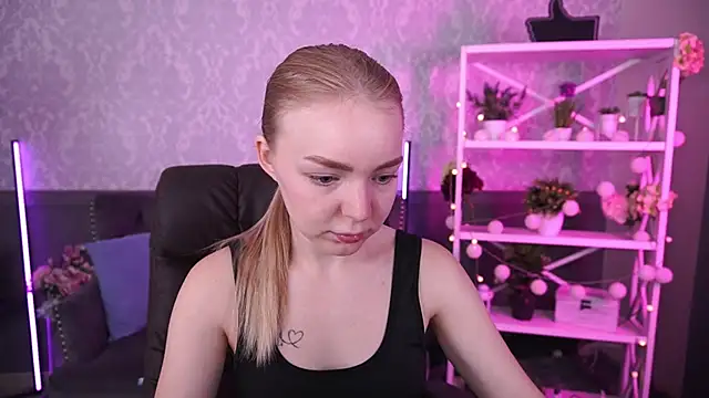 EmilySunshineS online show from September 25, 2025, 6:06 am