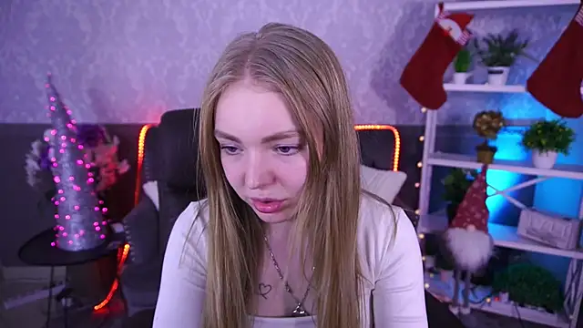 EmilySunshineS online show from December 20, 2025, 2:02 pm