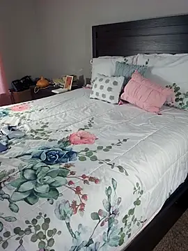 FragrantWind5 online show from October 17, 2025, 3:58 pm