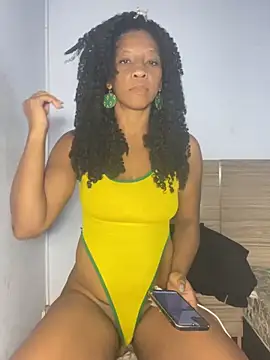 Snapshot of Luhma_hot chatting on June 6, 2026, 12:16 am Luhma hot online show from June 6, 2026, 12:16 am
