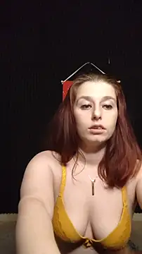 Snapshot of Sweet-SpicyOff chatting on December 22, 2024, 9:42 pm Sweet-SpicyOff online show from December 22, 2024, 9:42 pm