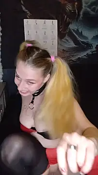 Sweet-SpicyOff online show from October 31, 2025, 10:11 pm