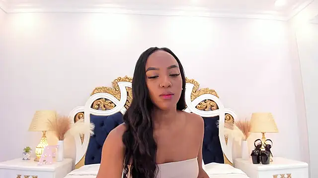 Snapshot of AshleyFerri chatting on March 18, 2025, 11:19 am AshleyFerri online show from March 18, 2025, 11:19 am