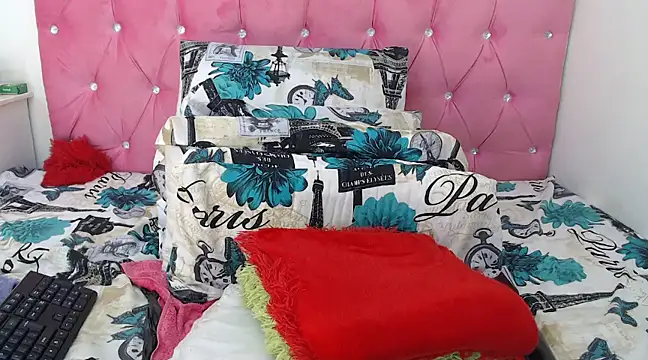 Snapshot of Hotty-boobsxxx chatting on February 24, 2025, 10:04 am Hotty-boobsxxx online show from February 24, 2025, 10:04 am