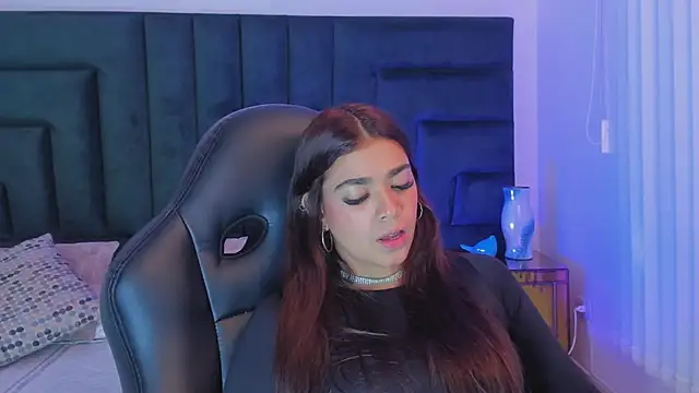 GiaFu online show from November 20, 2025, 5:45 pm