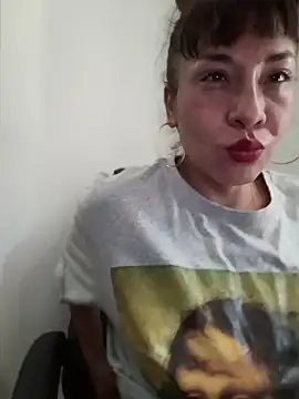 Snapshot of KarolinaReaper chatting on June 12, 2026, 8:57 am KarolinaReaper online show from June 12, 2026, 8:57 am