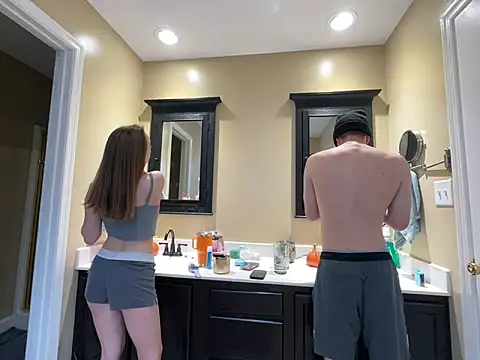 Maxinebabyyy online show from January 1, 2025, 8:26 pm