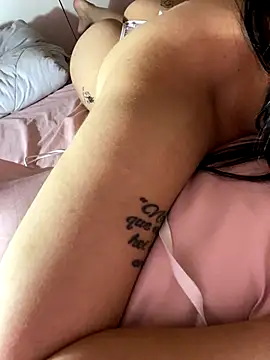 Vicvic69dp online show from November 16, 2025, 10:26 pm