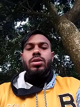 Snapshot of arafat_mia chatting on February 7, 2026, 1:09 am arafat mia online show from February 7, 2026, 1:09 am