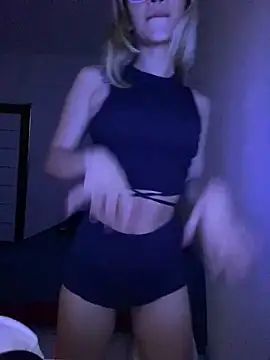 Carolinen online show from February 11, 2025, 11:54 pm