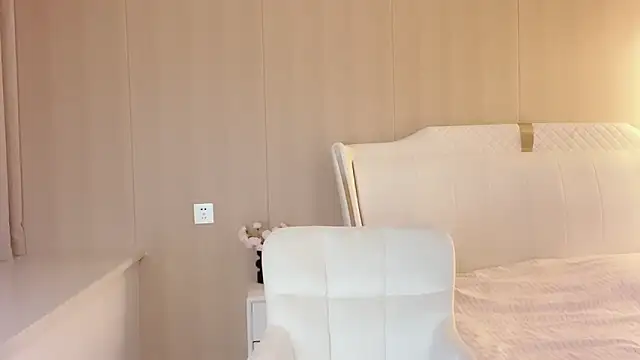 Snapshot of jiaozi-kiss chatting on January 8, 2025, 1:32 am jiaozi-kiss online show from January 8, 2025, 1:32 am